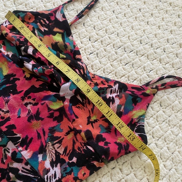 🌺 GUESS FLORAL- BODYCON DRESS/ SIZE XS 🌺 - Picture 7 of 11